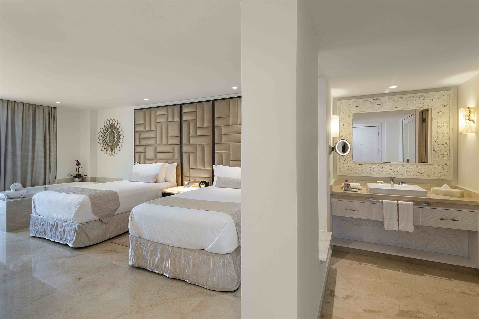 Superior Deluxe - Partial Ocean View - Superior Deluxe  Partial Ocean View 2.jpg