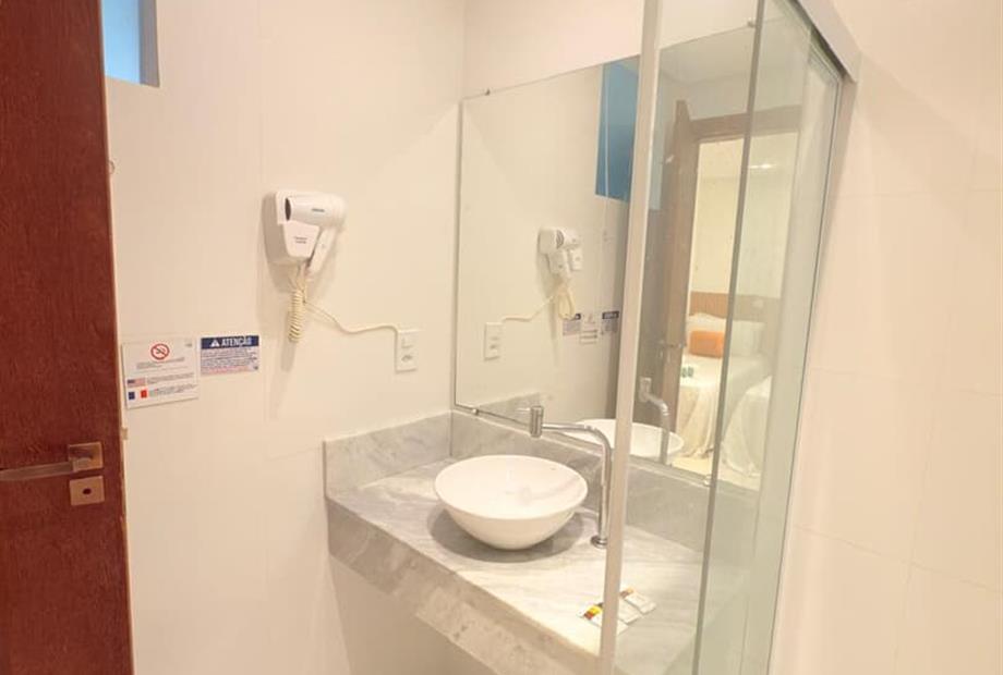 banheiro secador de cabelo.jpg