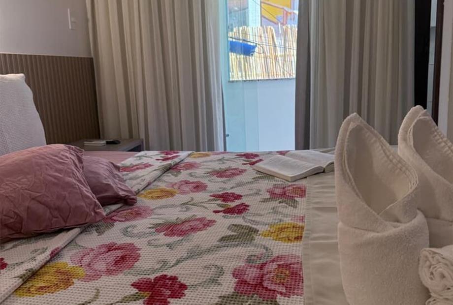 quarto 05 varanda 2.jpg