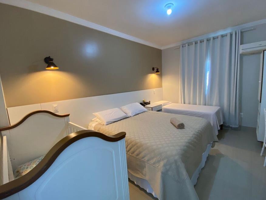 apto. triplo- casal luxo (berço).jpg