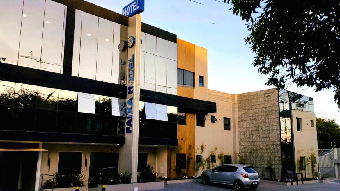 fachada_faixahotel_03.jpg