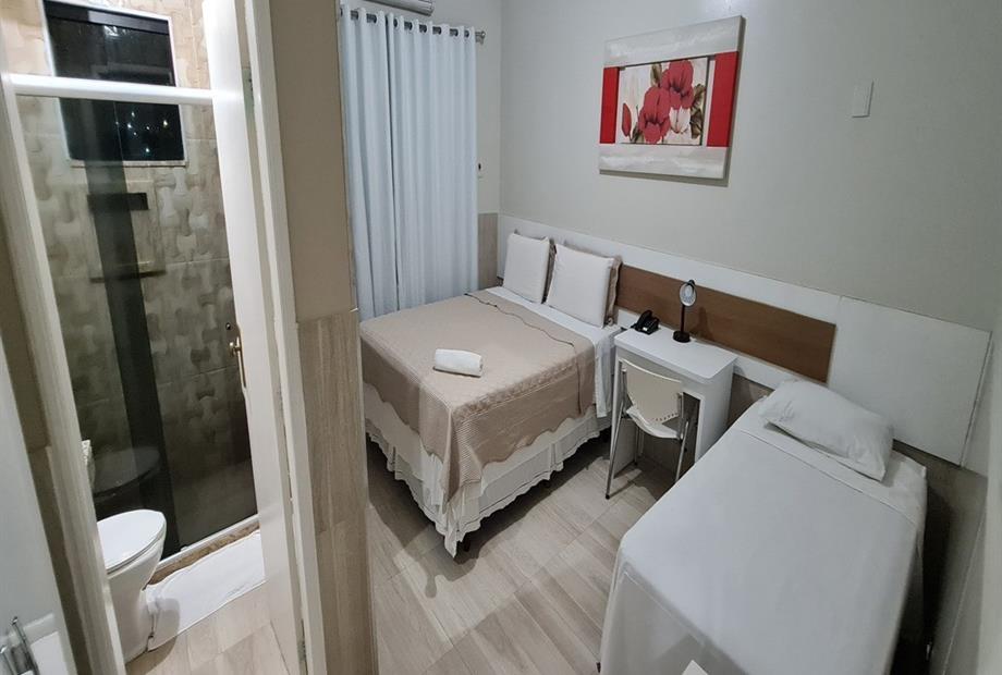 apto. 40 triplo-casal luxo com w.jpg