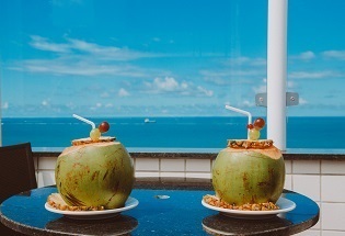 piscina coco baixa.jpg