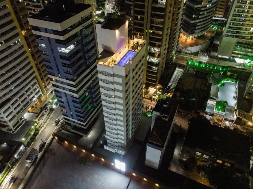 VISTA HOTEL.jpg
