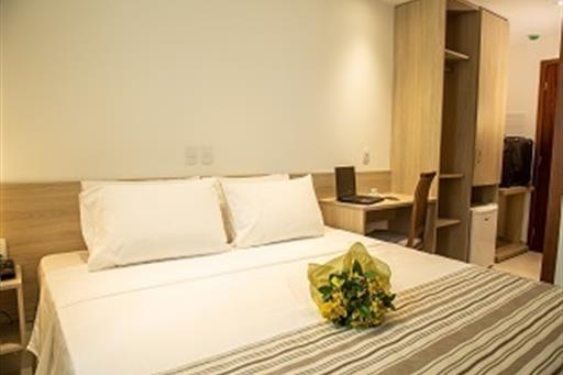 cama casal buquet baixa.jpg