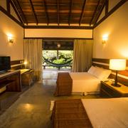 Bangalô com vista para o jardim com duas camas de casal