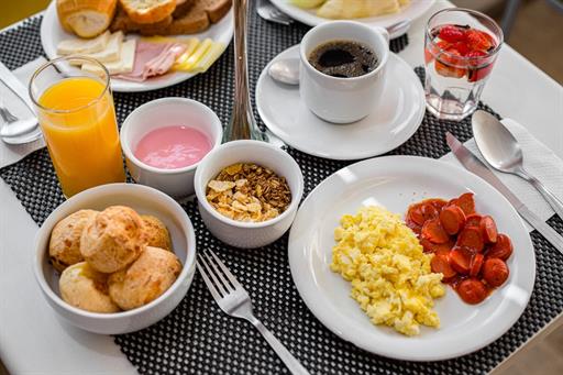 2 café da manhã 1.jpg