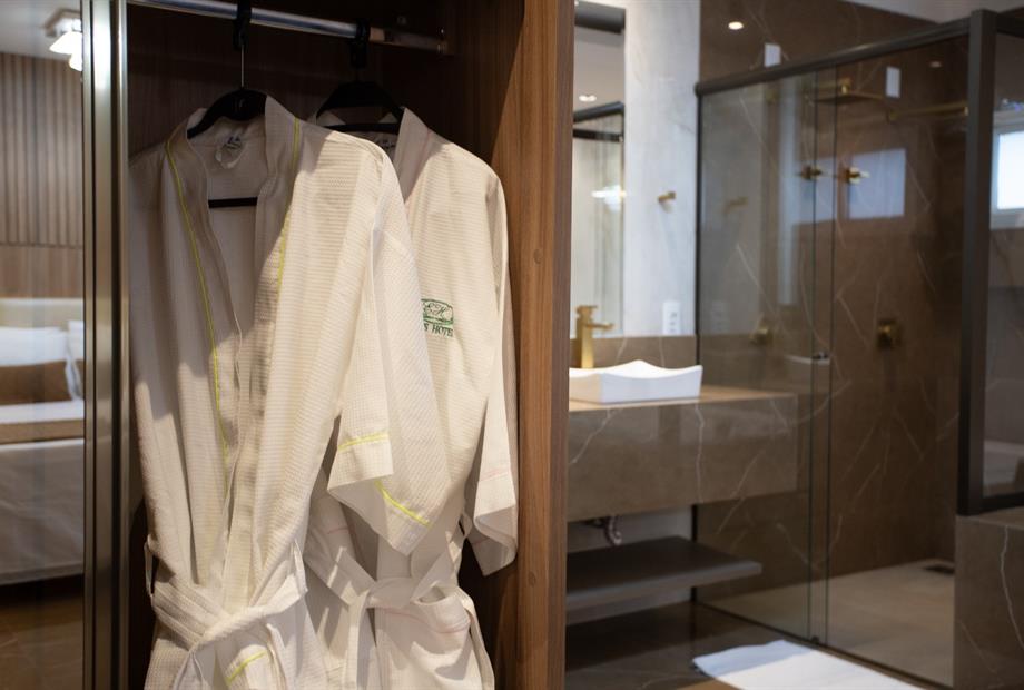 whatsapp image 2025-08-22 at 10.41.51 (24).jpeg