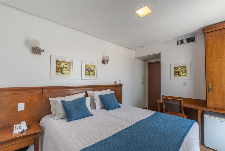 monte felice centro_quarto_411-1 invertida.jpg