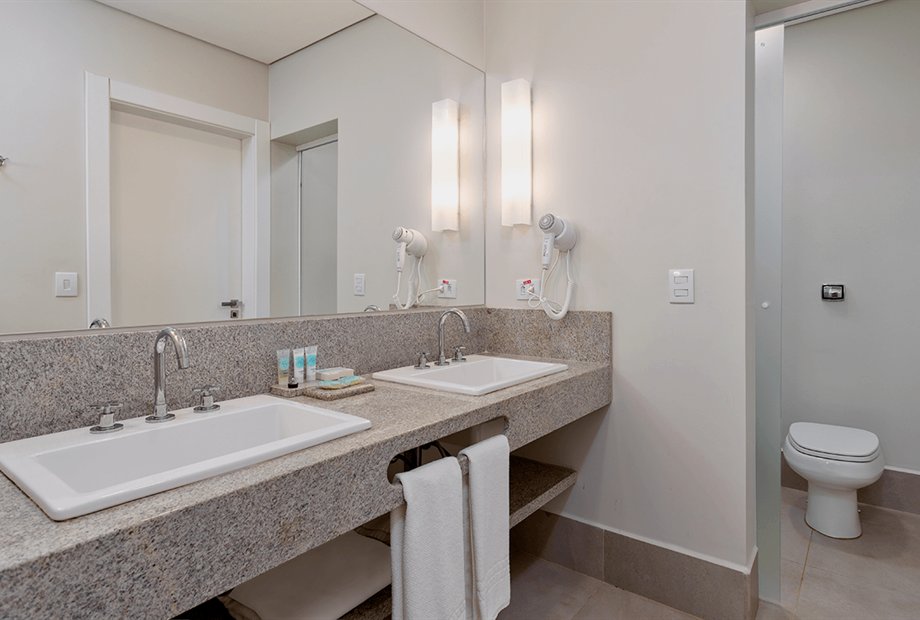 banheiro superior plus.png