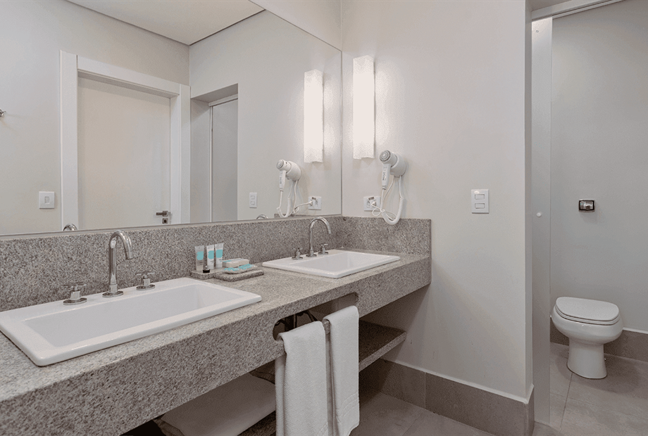 banheiro superior plus.png