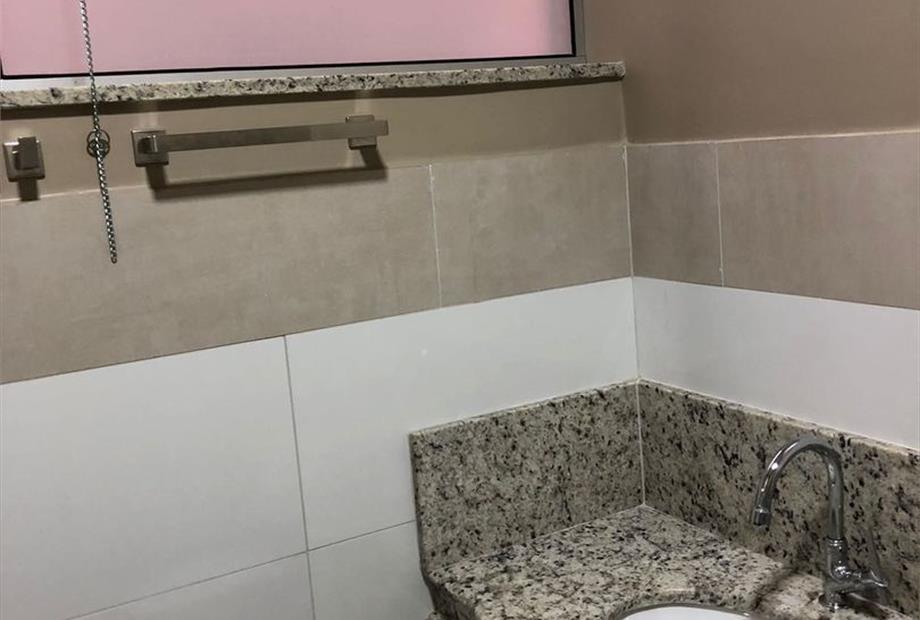 212 banheiro detalhe.jpeg
