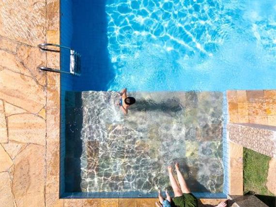 piscina visão aérea.jpg
