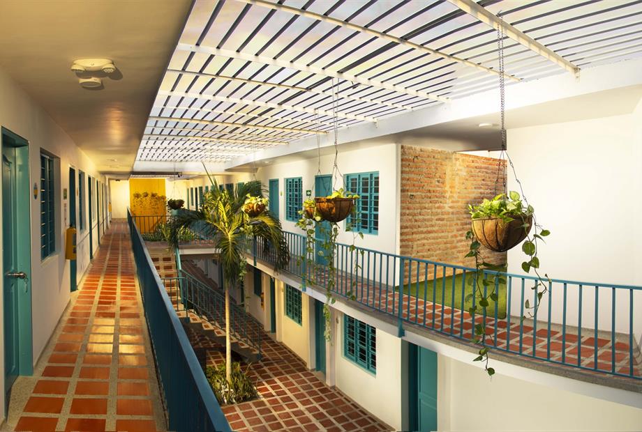 pasillo completo.jpg