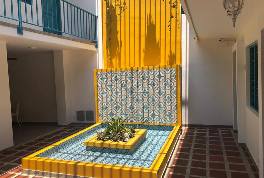 fuente hotel akuamarina santa marta.jpg