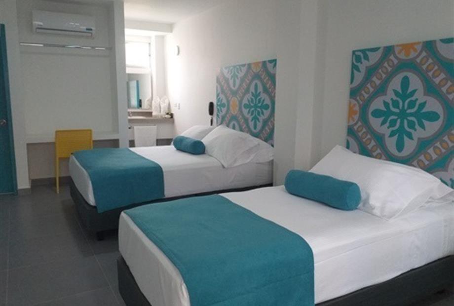 hotel akuamarina.jpg