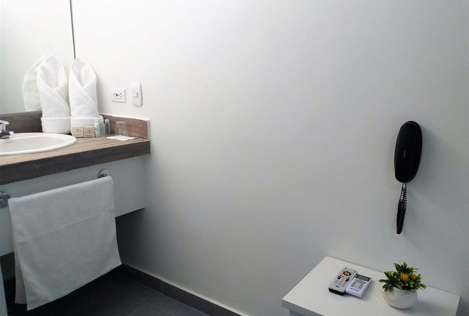 ameneties hotel akuamarina hab doble.jpg