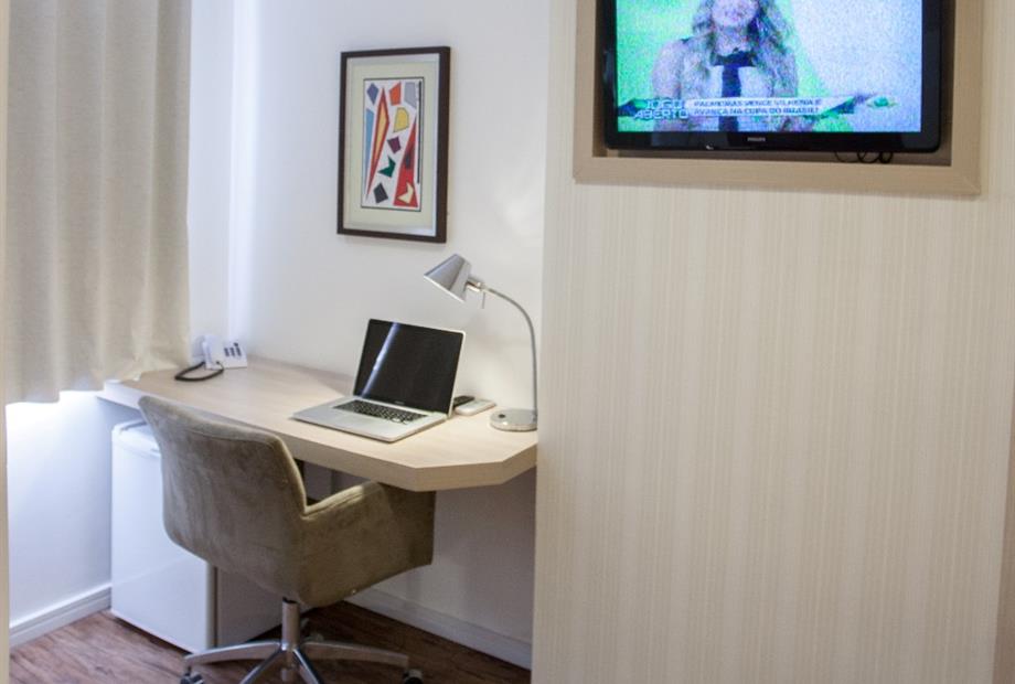 Hotel Aruja _ SUPERIOR 3.jpg