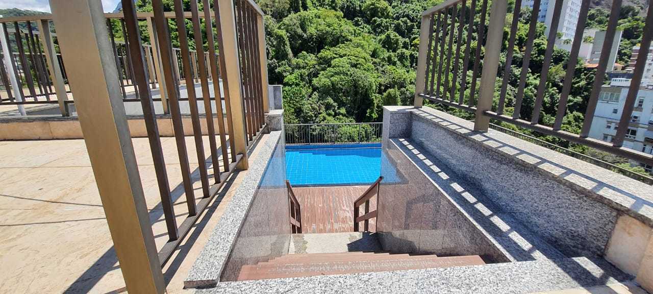 piscina (2).jpg