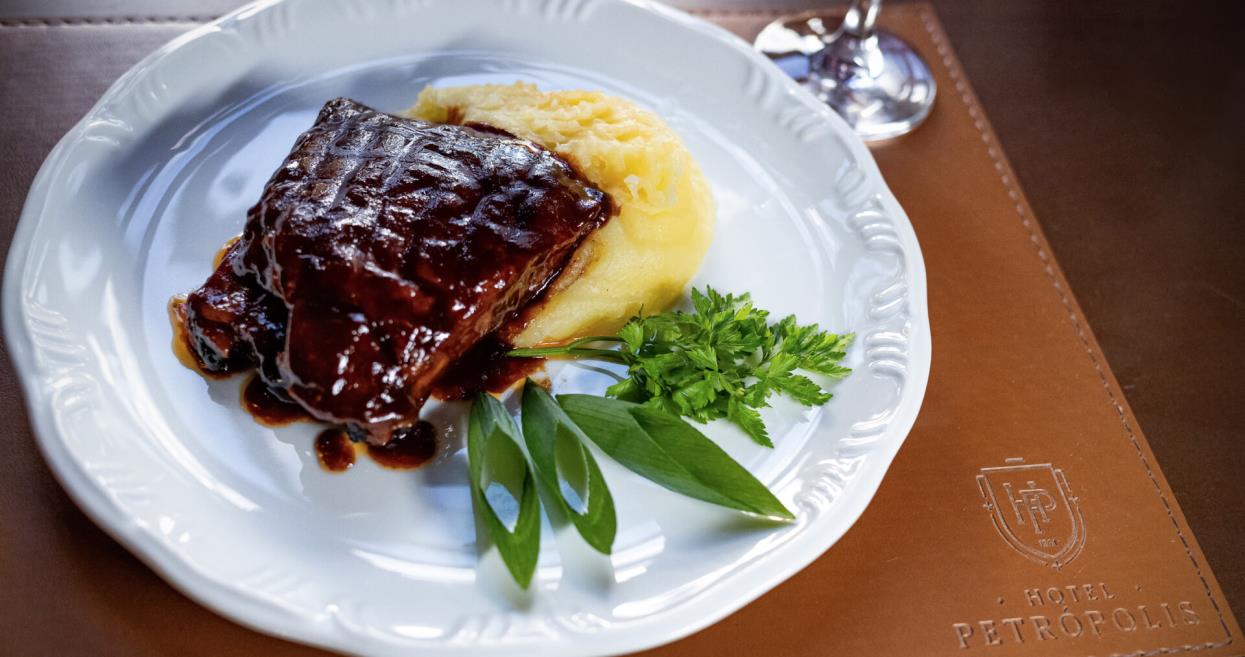 restaurante 2.jpg