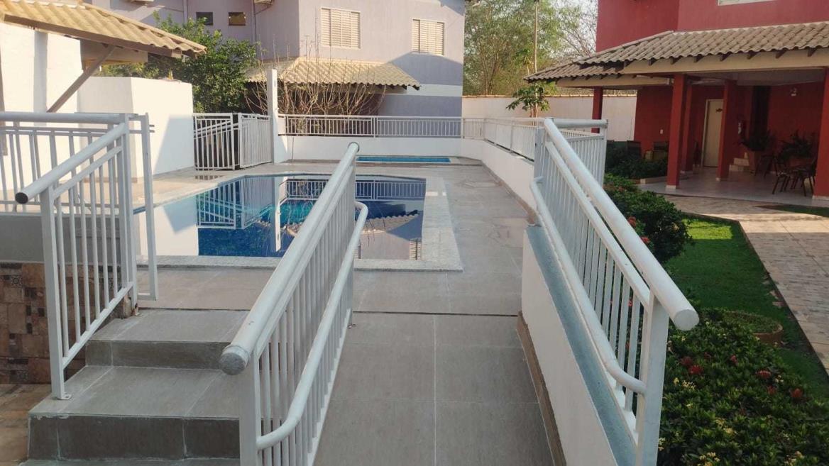 piscina4.jpeg