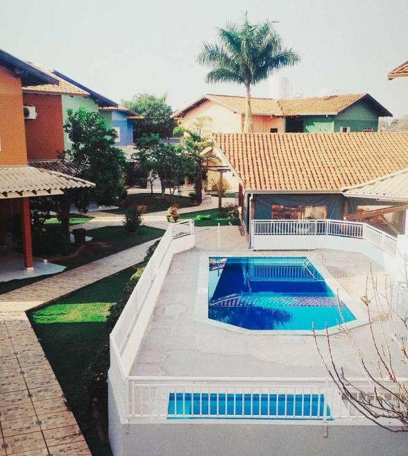 piscina3.jpeg