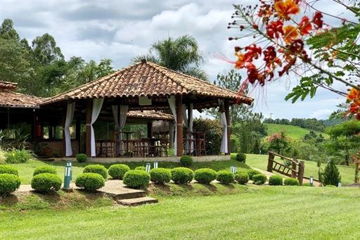 RESTAURANTE FORA.jpg