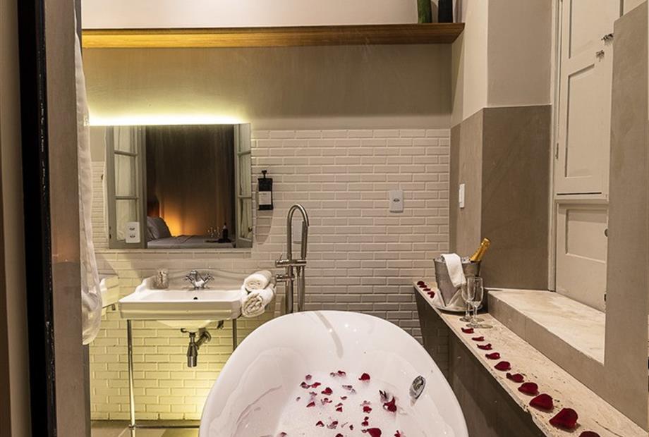 banheira do apartamento 01.jpg