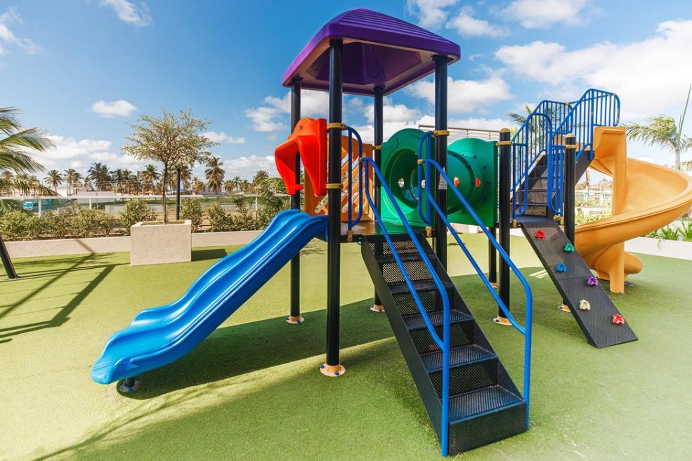 playground omn.jpg