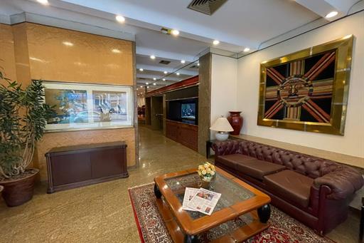 lobby 4.jpg