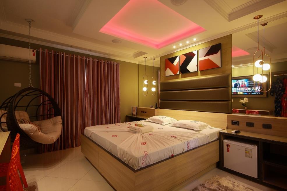 suite 220.jpg