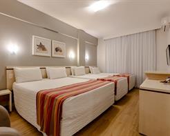 Standard - com 1 cama casal e 2 solteiro