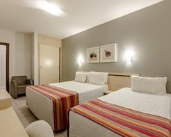 Standard - com 1 cama casal e 1 solteiro