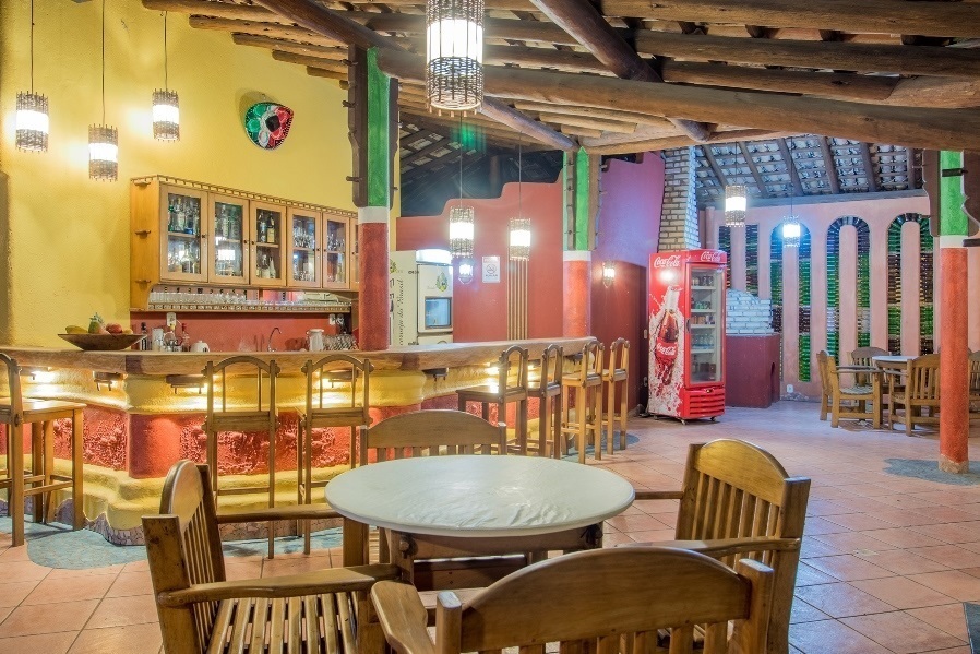 12-noturnabar.jpg