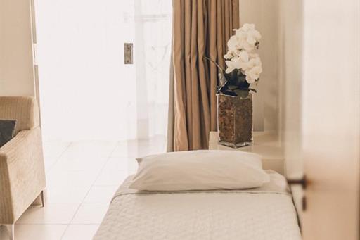 whatsapp image 2021-04-26 at 18.04.08.jpeg