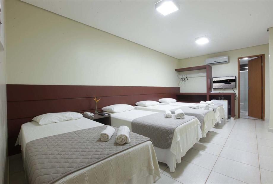 amazon xingu hotel ©2014 jaime souzza z4.jpg