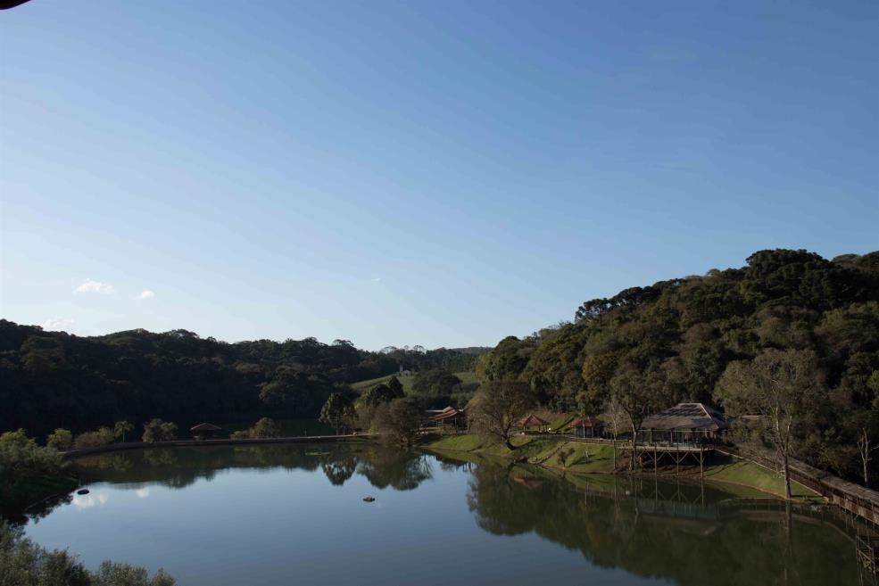 LAGO A.jpeg