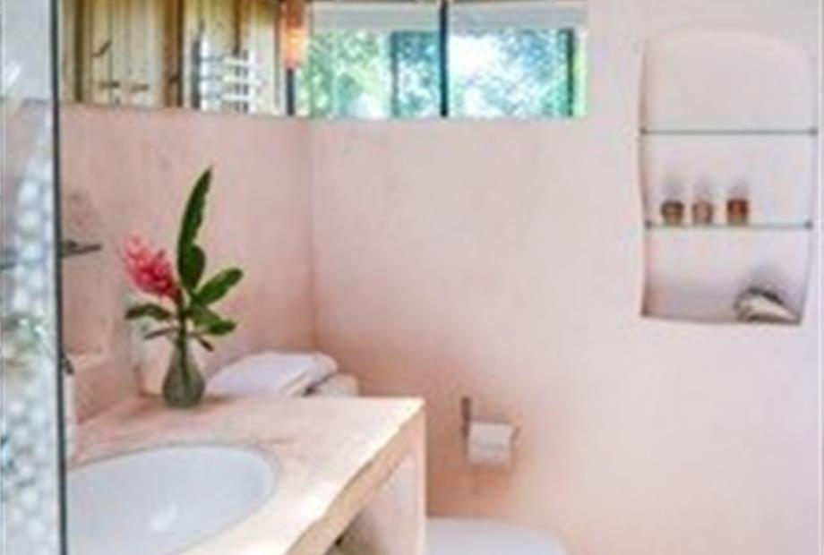 casalilian-34 small.jpeg