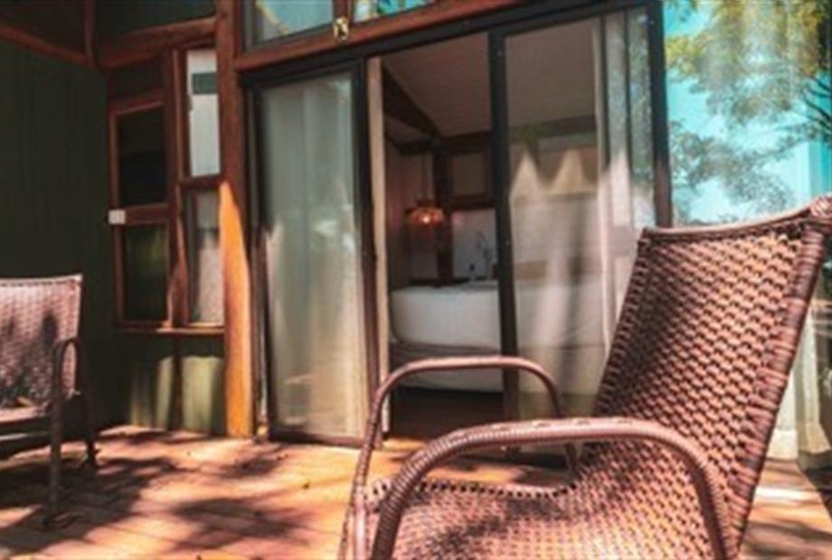 dsc05178-enhanced-sr small.jpeg