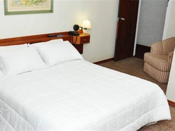 Quarto Deluxe com duas camas de solteiro 3