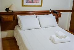 Quarto Deluxe com Cama de Casal ou 2 de Solteiro