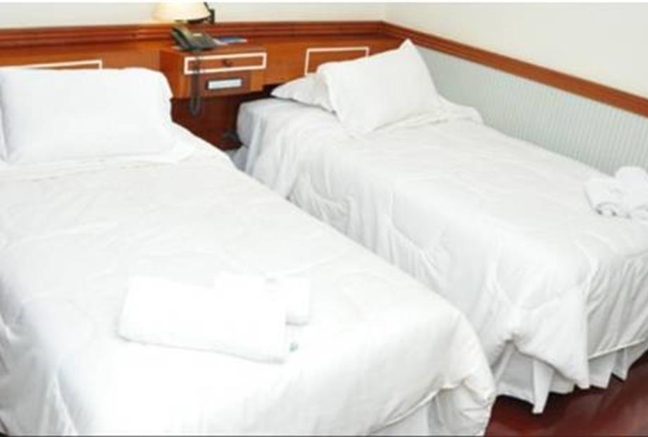 Quarto Deluxe com duas camas de solteiro 4