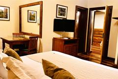 Luxo Varanda Quadruplo