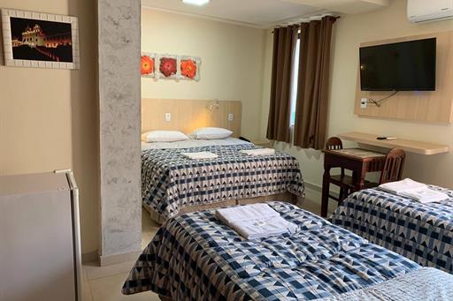 1 - b926b9d3-5b73-4ea1-ae59-0a91916aac12.jpg