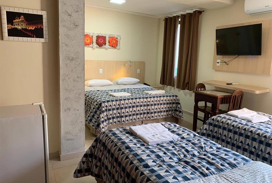 1 - b926b9d3-5b73-4ea1-ae59-0a91916aac12.jpg