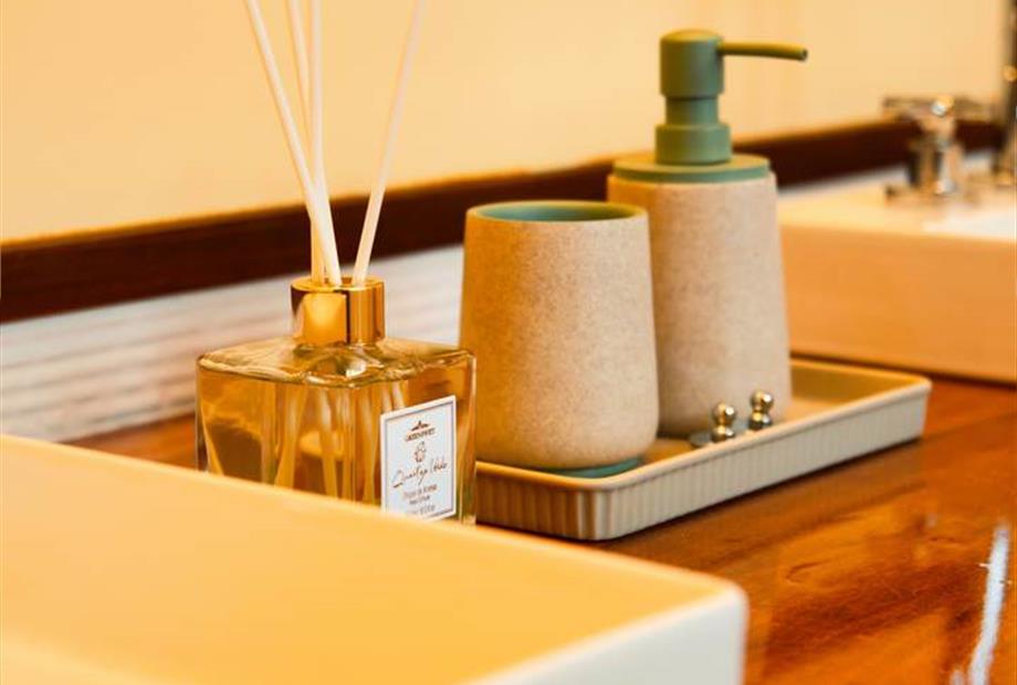 detalhes banheiro caitá baixa 1.jpg