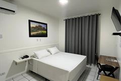 1 Cama de Casal - Executivo