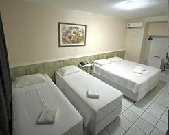 1 cama de casal + 2 camas de solteiro - Executivo
