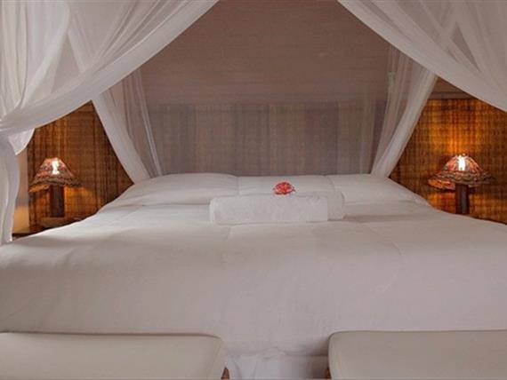 whatsapp image 2025-10-30 at 15.48.39 (24).jpeg