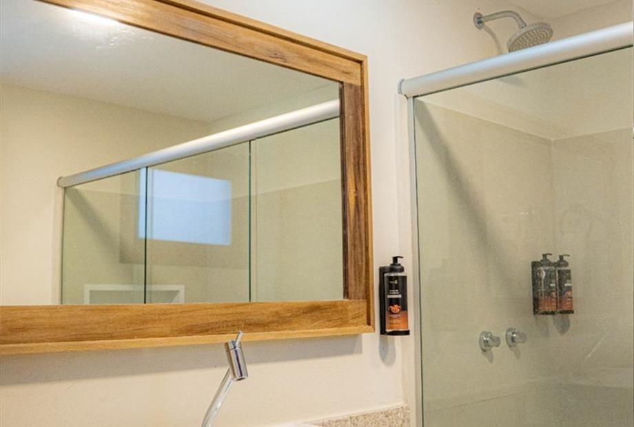 whatsapp image 2025-10-30 at 16.47.38 (10).jpeg